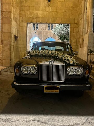 מודעת רכב רולס רויס