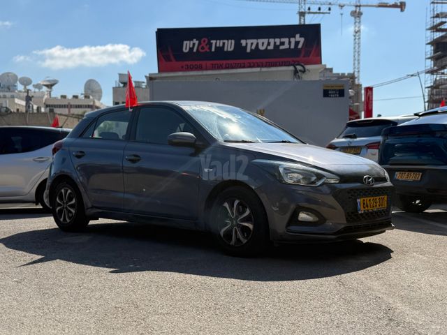 מודעת רכב יונדאי i20 2