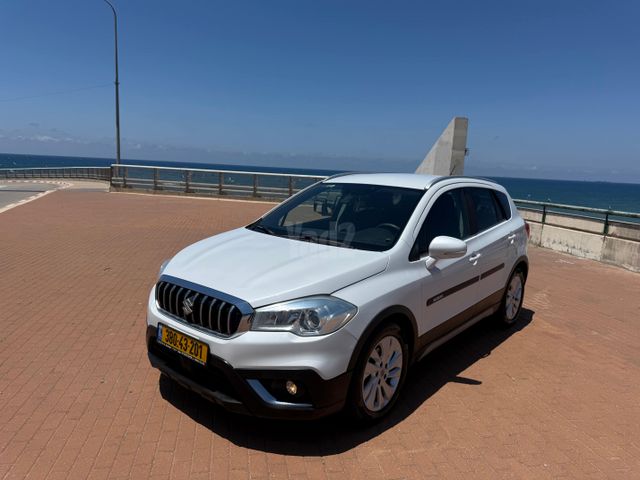 מודעת רכב סוזוקי קרוסאובר 1