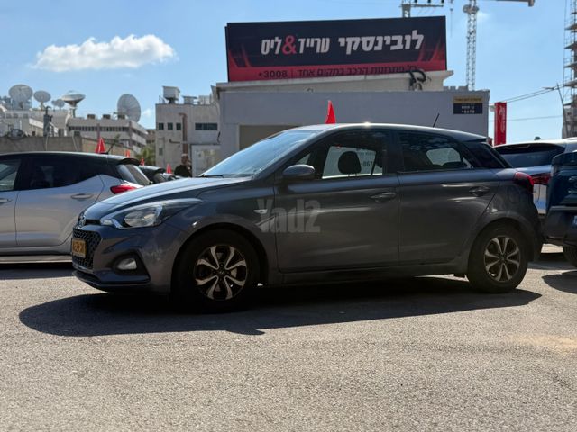 מודעת רכב יונדאי i20