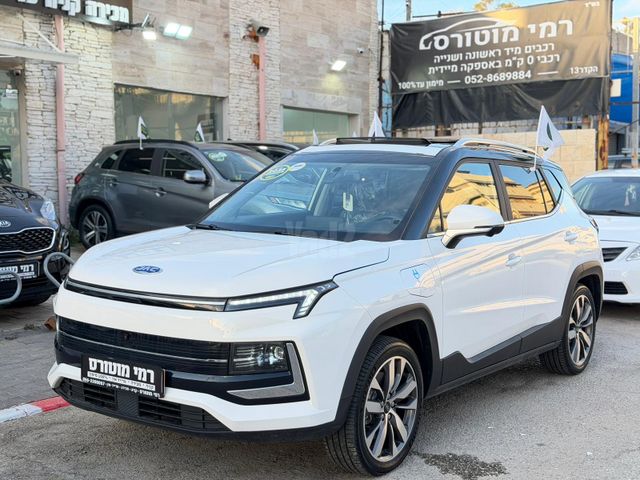 מודעת רכב ג׳יי.איי.סי E-JS4