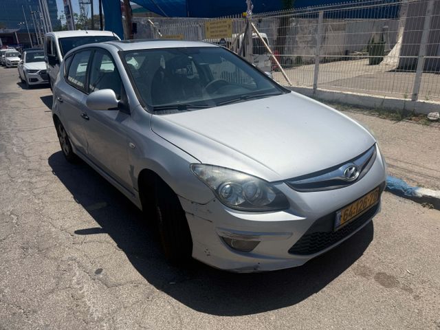 מודעת רכב יונדאי i30