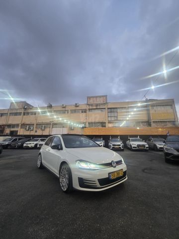 מודעת רכב פולקסווגן גולף 1