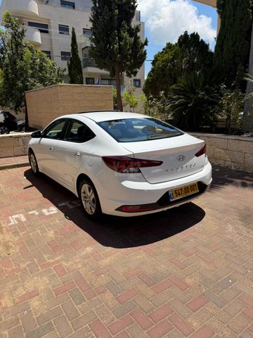 מודעת רכב יונדאי אלנטרה 3