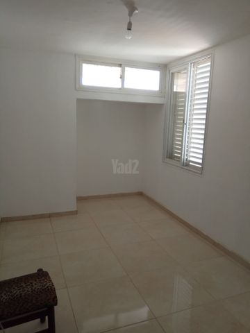 אלעזר בן יאיר 15