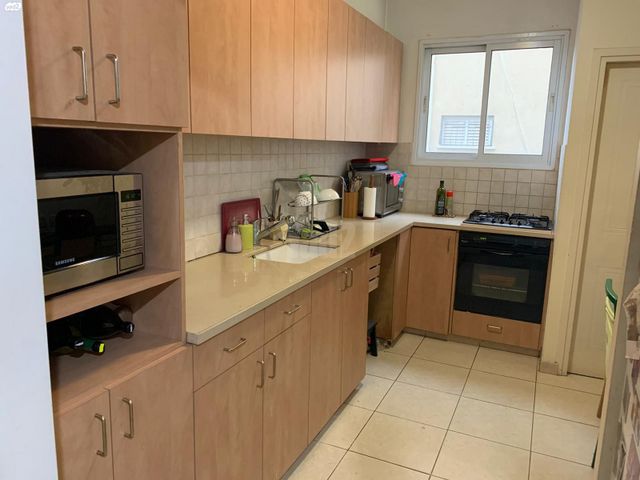 ארלוזורוב 125