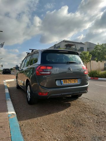 מודעת רכב סיטרואן C4 פיקאסו