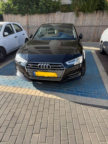מודעת רכב אאודי A4