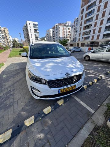 מודעת רכב קיה קרניבל