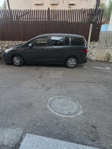 מודעת רכב מאזדה 5
