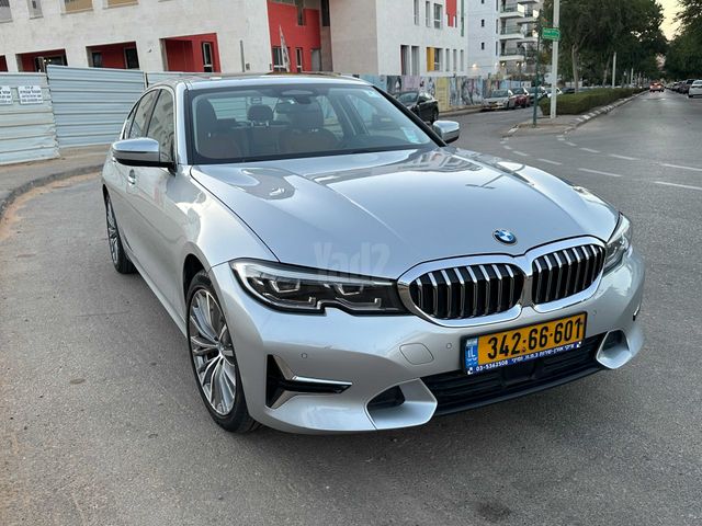 מודעת רכב ב מ וו סדרה 3