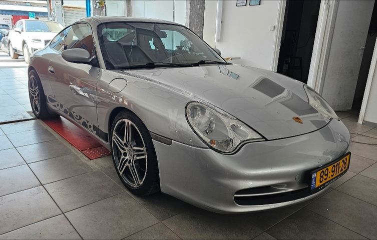 מודעת רכב פורשה 911