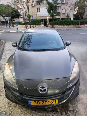 מודעת רכב מאזדה 3
