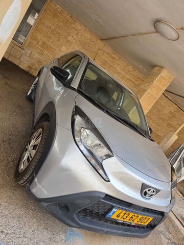 מודעת רכב טויוטה אייגו X