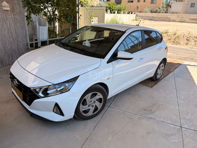 מודעת רכב יונדאי i20