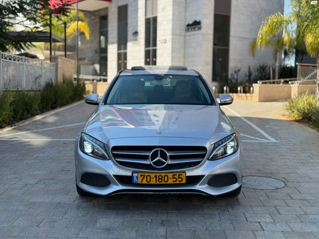 מודעת רכב מרצדס-בנץ C-class