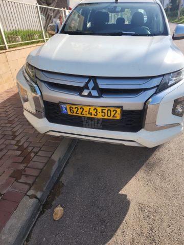 מודעת רכב מיצובישי טרייטון / L200