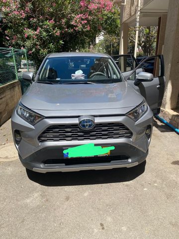 מודעת רכב טויוטה RAV4