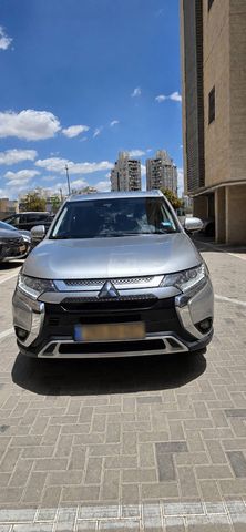 מודעת רכב מיצובישי אאוטלנדר
