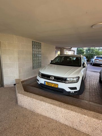 מודעת רכב פולקסווגן טיגואן