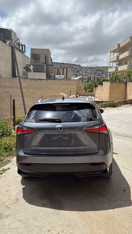 מודעת רכב לקסוס NX