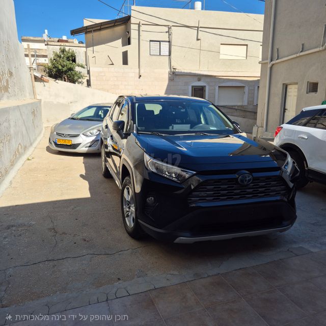 מודעת רכב טויוטה RAV4