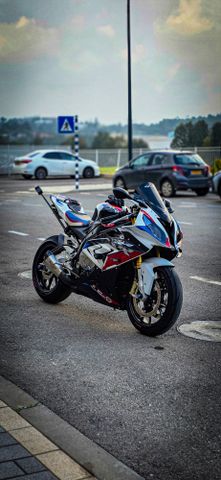 מודעת רכב ב.מ.וו S1000RR