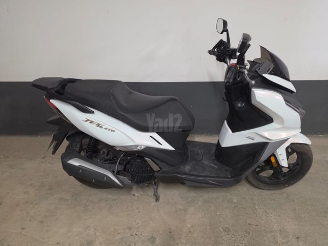 מודעת רכב סאן יאנג Jet 14 EVO