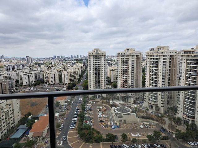 אסירי ציון 25