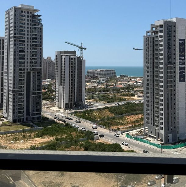 אהוד מנור 34