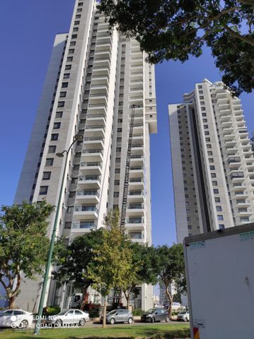 תמונה 9 של דירת 4 חדרים להשכרה בנתניה