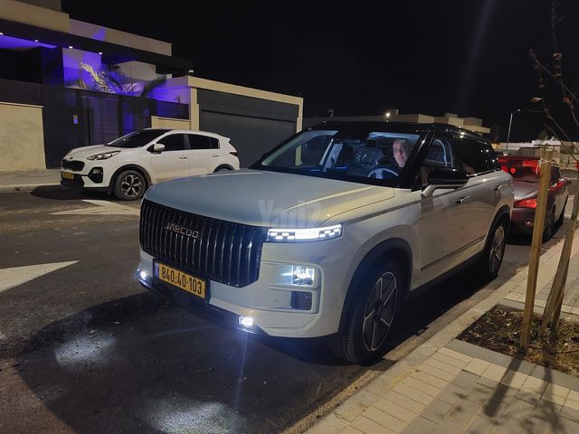 מודעת רכב ג'אקו J7