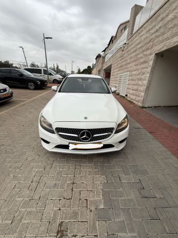 מודעת רכב מרצדס-בנץ C-class