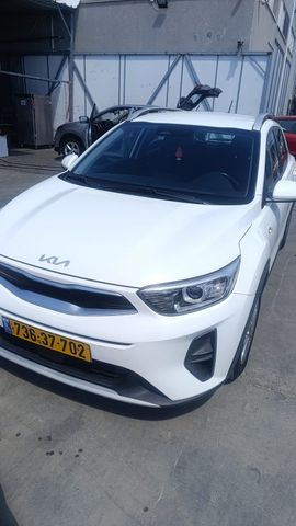 מודעת רכב קיה סטוניק