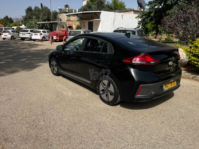 מודעת רכב יונדאי איוניק