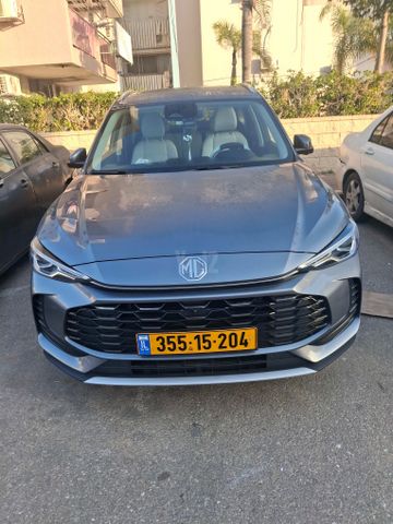 מודעת רכב אם ג'י ZS