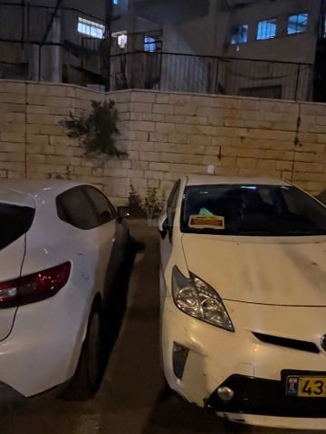 מודעת רכב טויוטה פריוס
