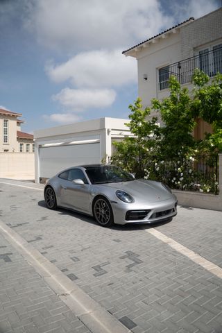 מודעת רכב פורשה 911