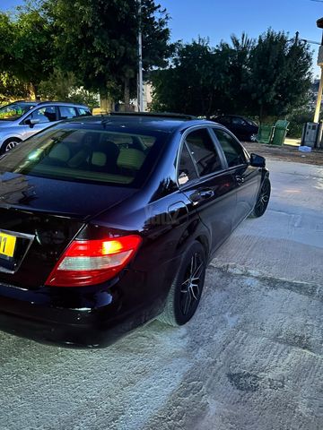 מודעת רכב מרצדס-בנץ C-class