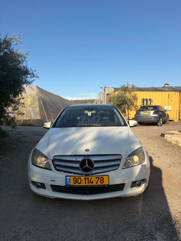 מודעת רכב מרצדס-בנץ C-class