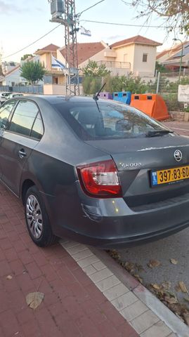 מודעת רכב סקודה ראפיד
