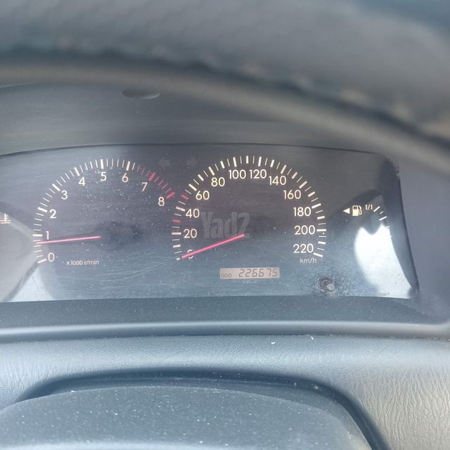 מודעת רכב טויוטה קורולה
