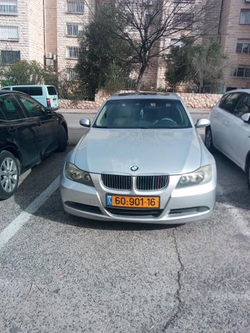 מודעת רכב ב מ וו סדרה 3