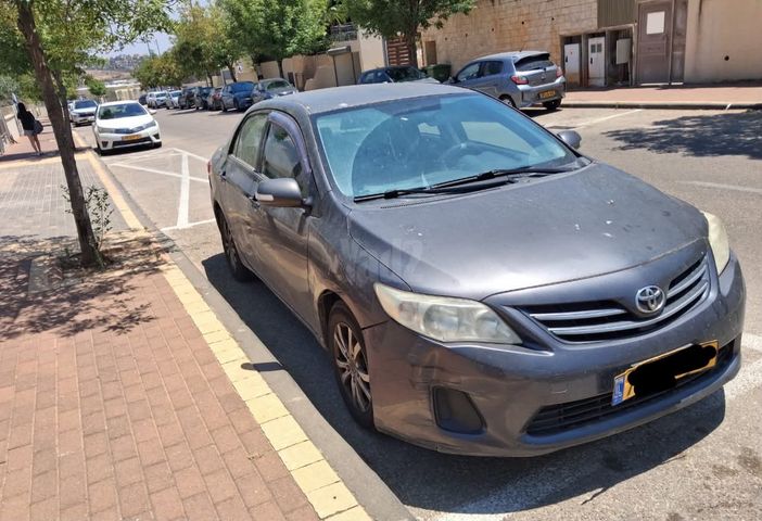 מודעת רכב טויוטה קורולה
