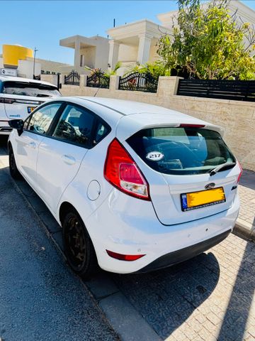 מודעת רכב פורד פיאסטה
