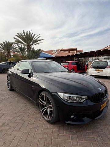 מודעת רכב ב מ וו סדרה 4