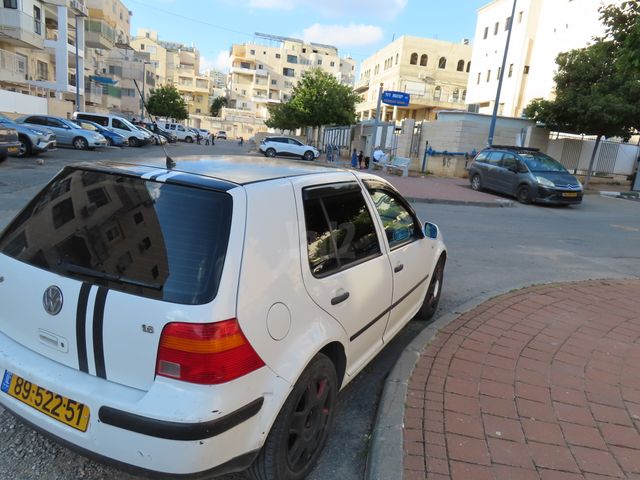 מודעת רכב פולקסווגן גולף