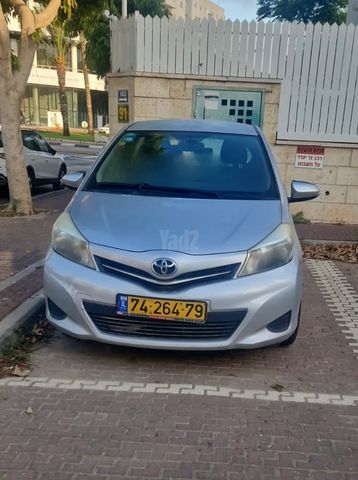 מודעת רכב טויוטה יאריס