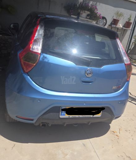 מודעת רכב אם ג'י MG3