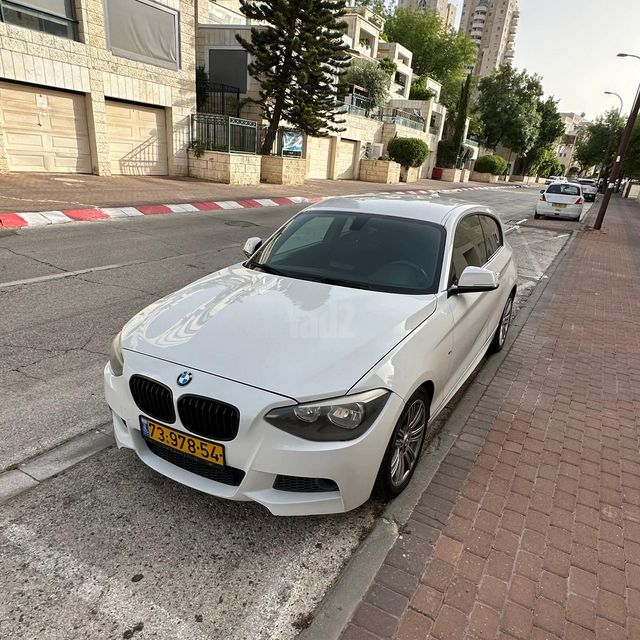מודעת רכב ב מ וו סדרה 1